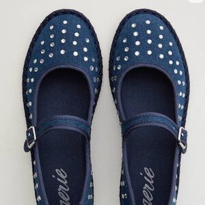 ⚡️AERIE Studded Ballet Flat